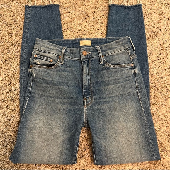MOTHER Denim - Mother High Waisted Looker Ankle Fray Jeans Size 26 Waist